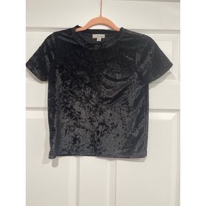 Velvet top with front pocket